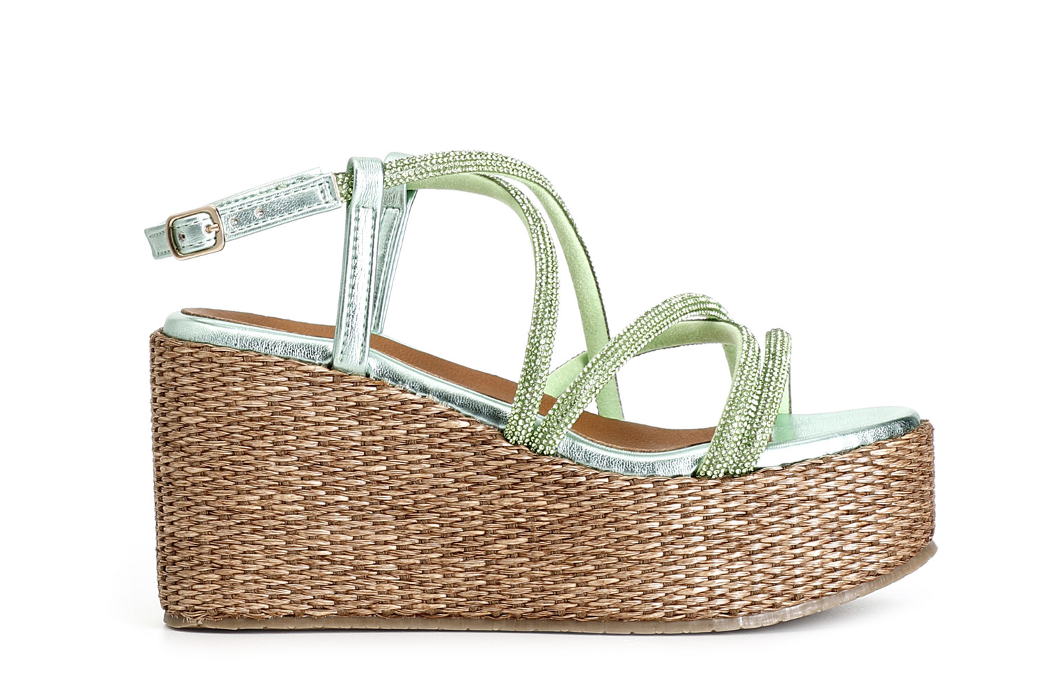 sandalias con tiras cruzadas de pedreria sobre cuna de rafia green 38