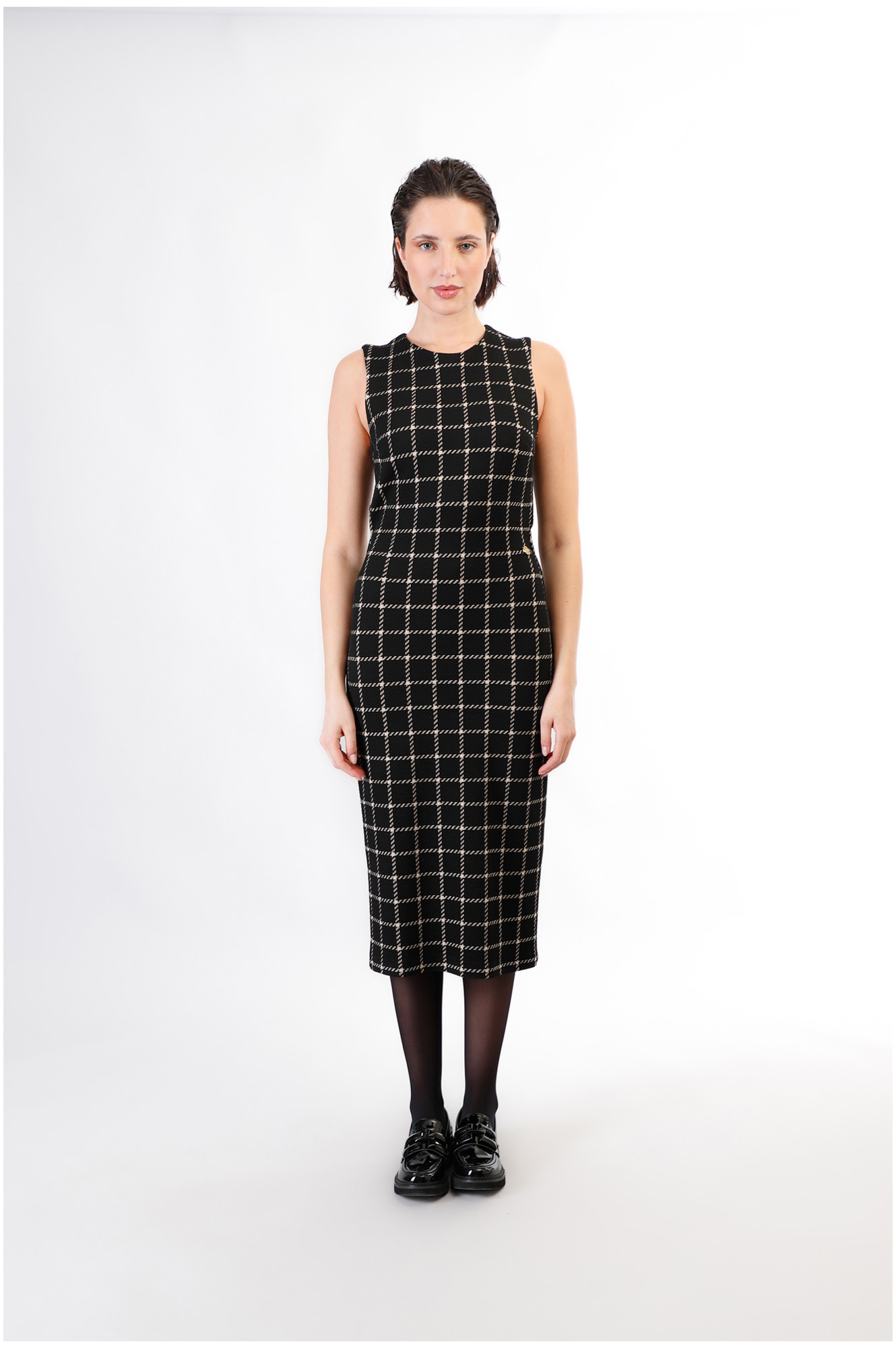 vestido tubo de tejido jacquard multiblack plaid s — looks y outfits de Emily in Paris temporada 5